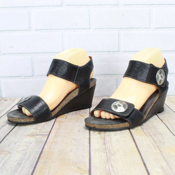 TAOS Carousel 2 Ankle Strap Wedge Sz 39 US 8-8.5 - Picture 3 of 8